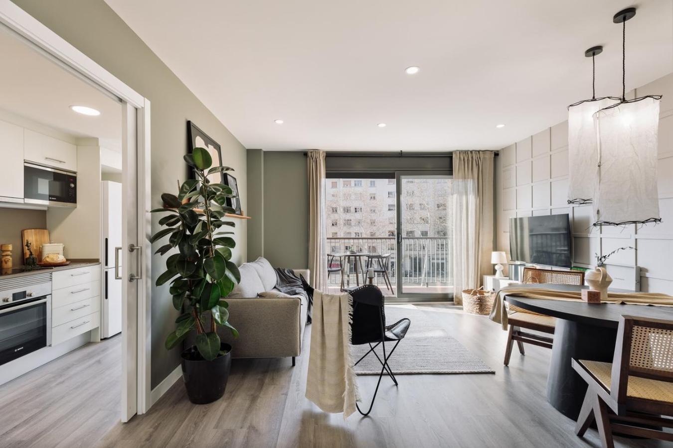 Leilighet Oreneta - 1 Bedroom And Pool In Les Corts